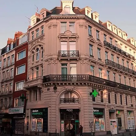 Bon Plan 4 Personnes - Gare Flandres Διαμέρισμα *