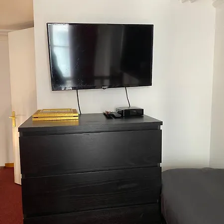 Bon Plan 4 Personnes - Gare Flandres Διαμέρισμα *